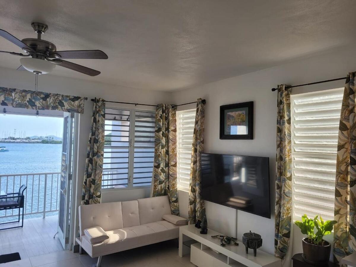 Modern Waterfront Appartement Road Town  Buitenkant foto